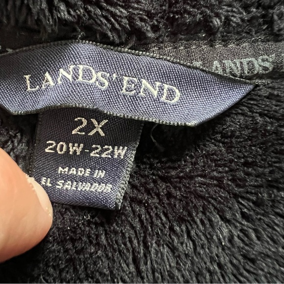 Lands' End Plus Size Black Warm Fuzzy Hooded Zip Up Jacket Women's size 2X - Picture 3 of 7